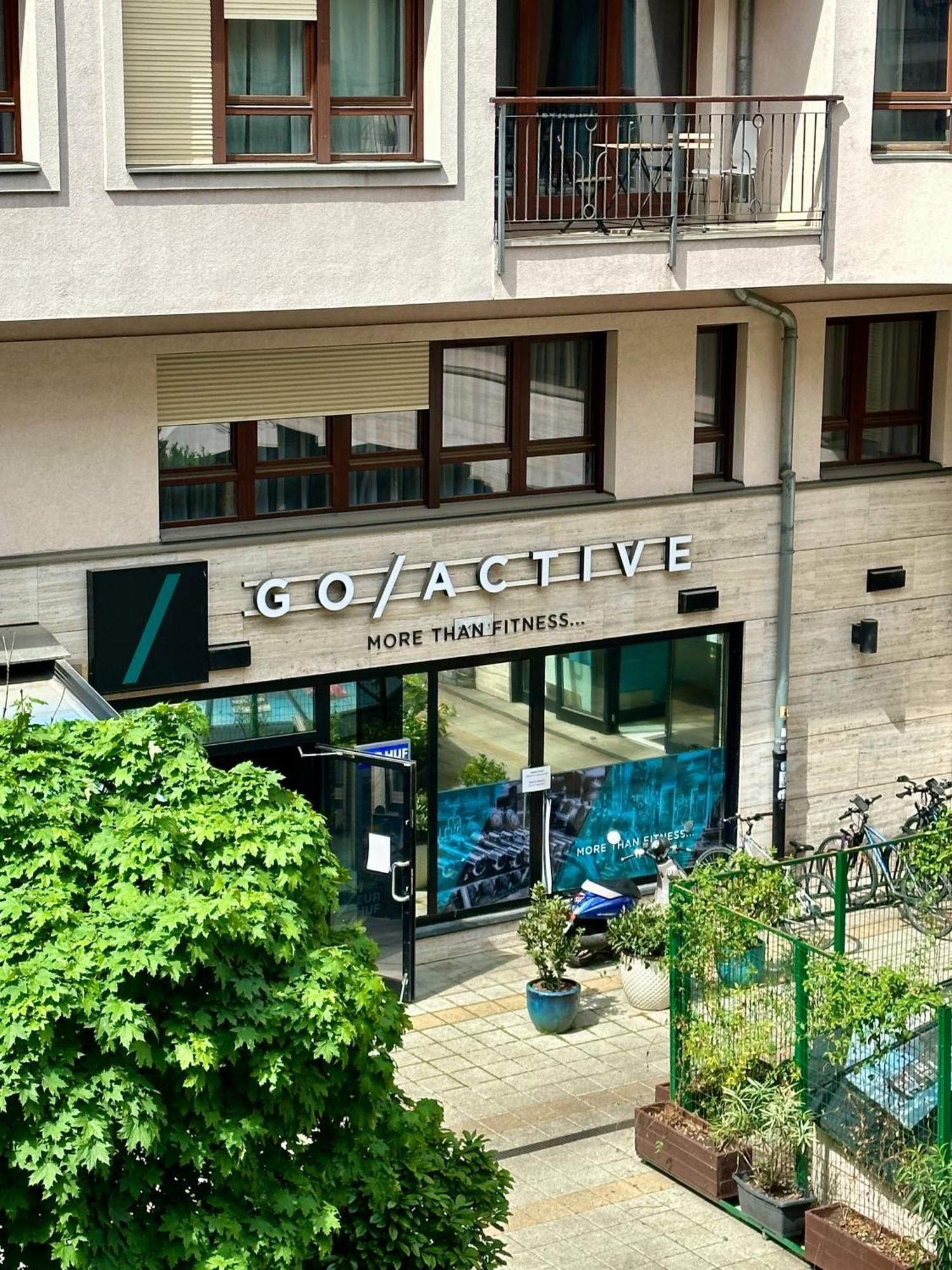 City Center Apartment With Balcony 布达佩斯 外观 照片